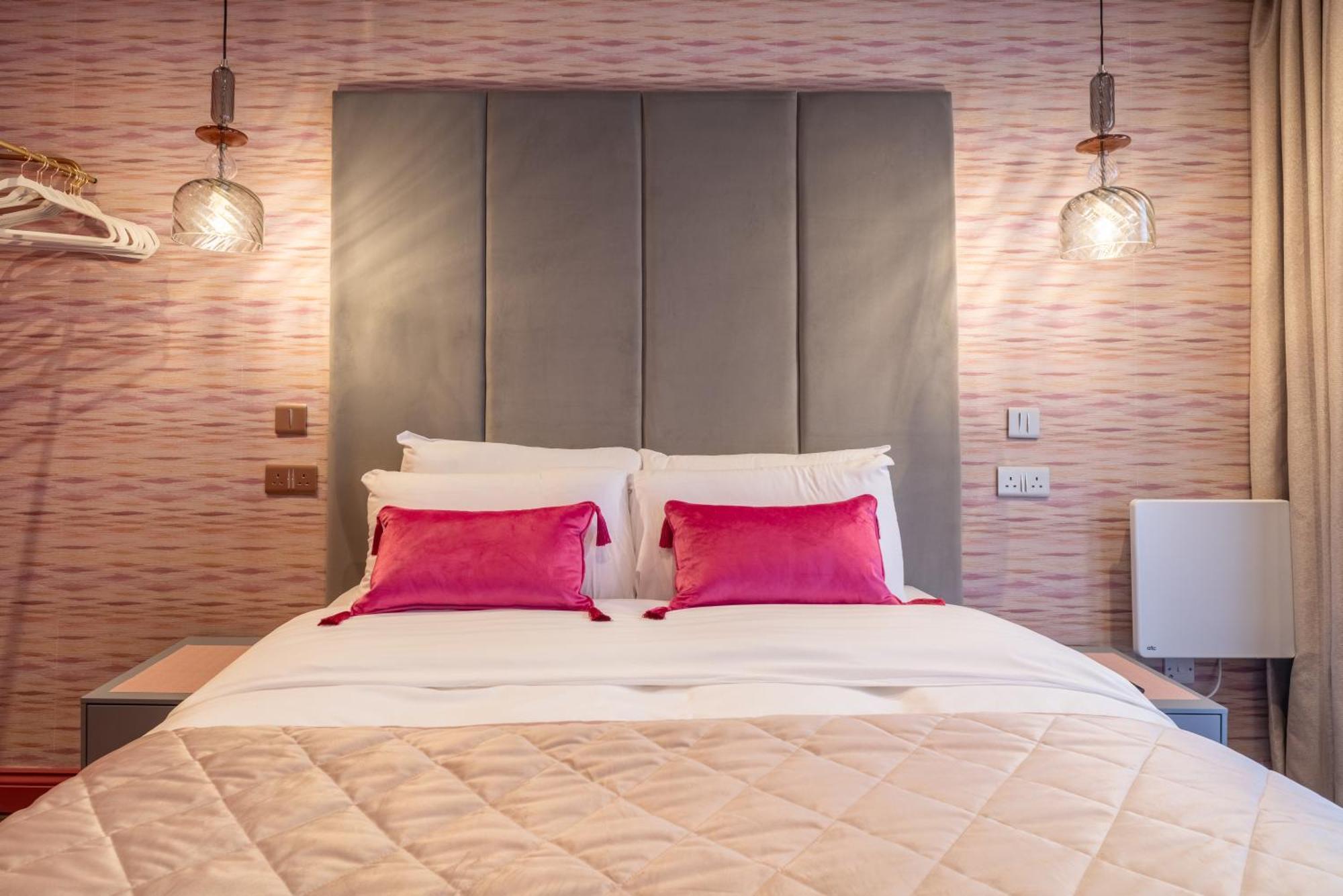 Howfield Hotel Merthyr Tydfil Kültér fotó