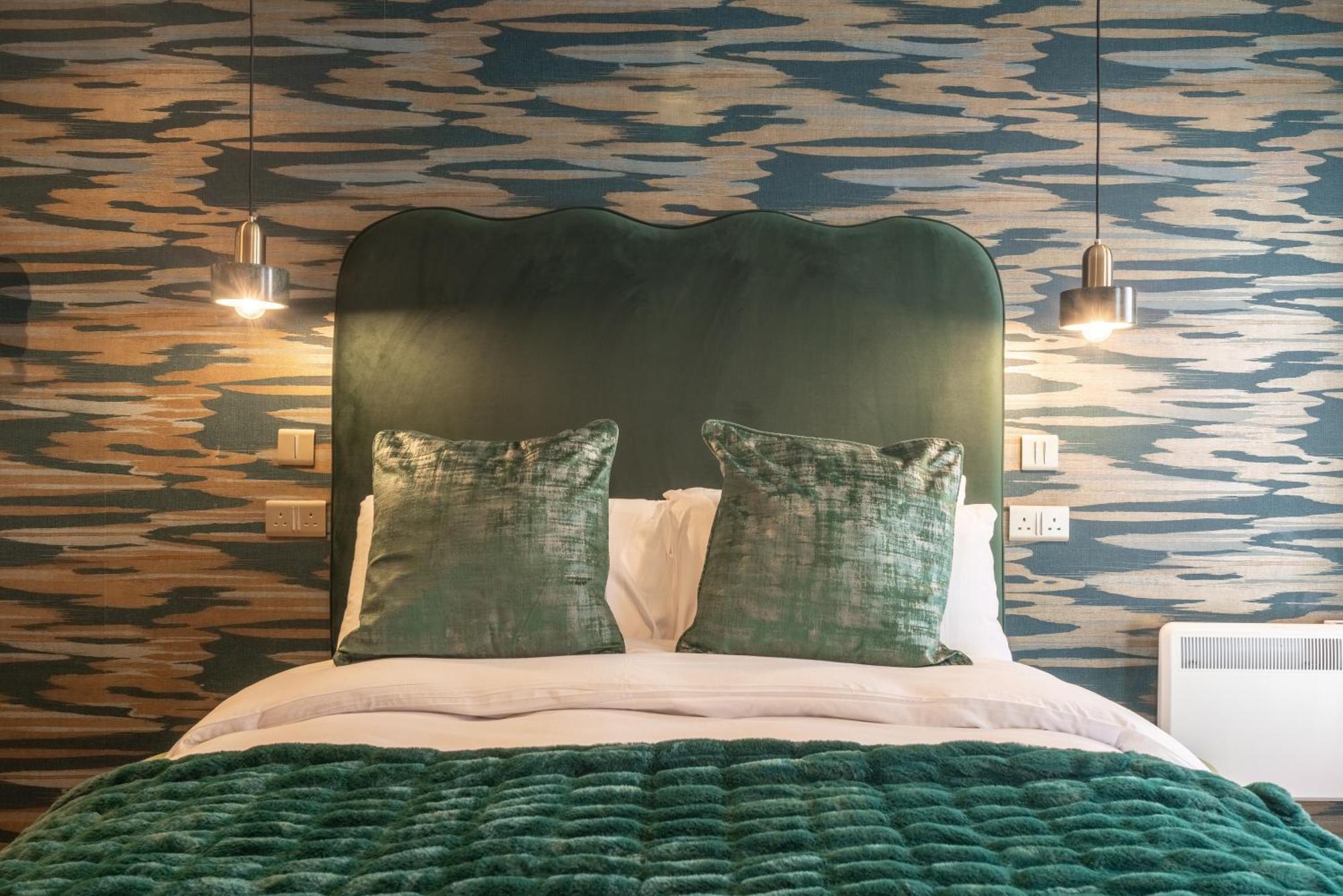 Howfield Hotel Merthyr Tydfil Kültér fotó